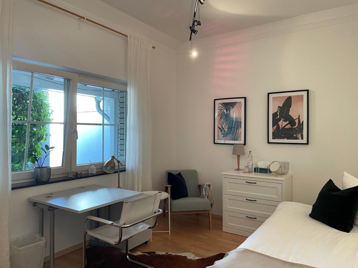 Séjour chez l'habitant Privates In Einem Gepflegten Neuss